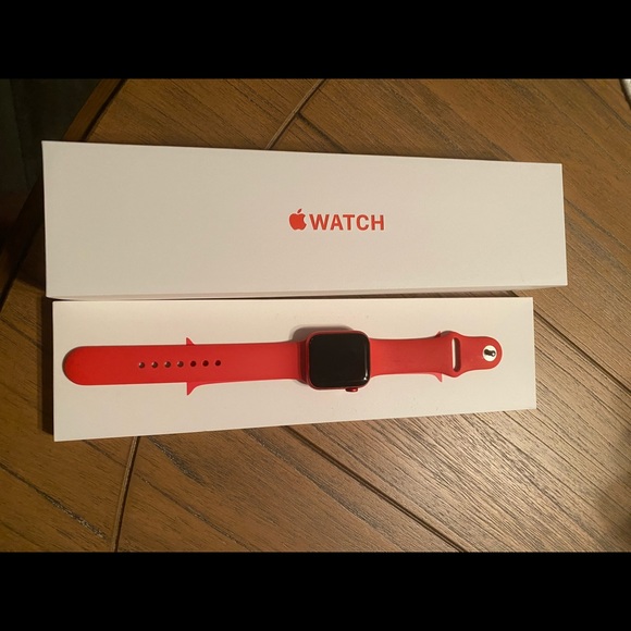 Apple Watch - Picture 3 of 3